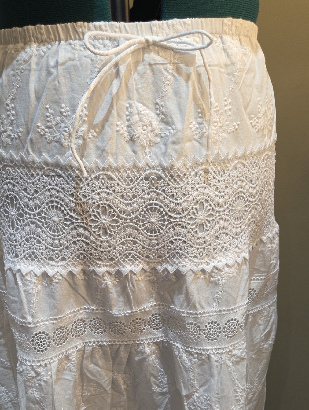 Laura Ashley White Eyelet Maxi Skirt - Picture 3 of 16
